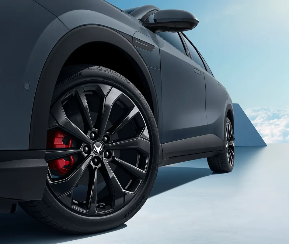 轮毂与卡钳特写rgb 2M